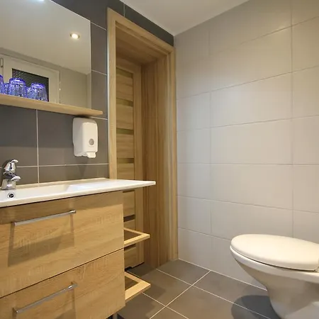 Atlantic מלון לורדה