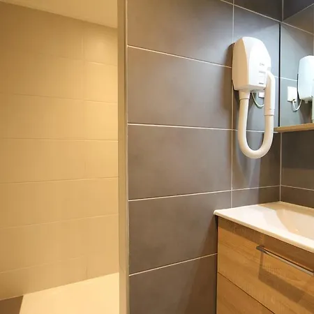 מלון Atlantic 3*